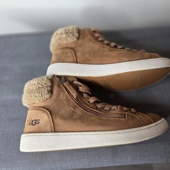 Women's UGG Olive High-Top Sneaker Nubuck Sheepskin Zip - Size 7.5 - Picture 4 of 10
